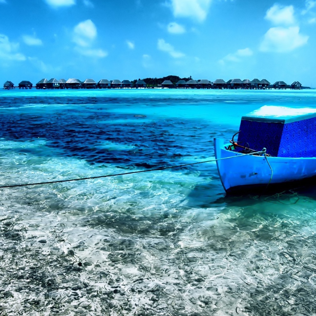 Голубая вода