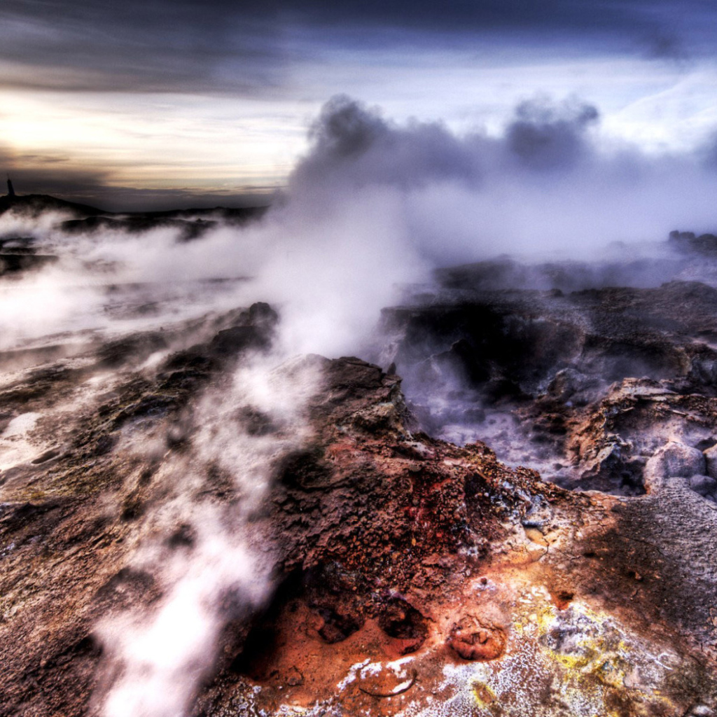 Активный вулкан