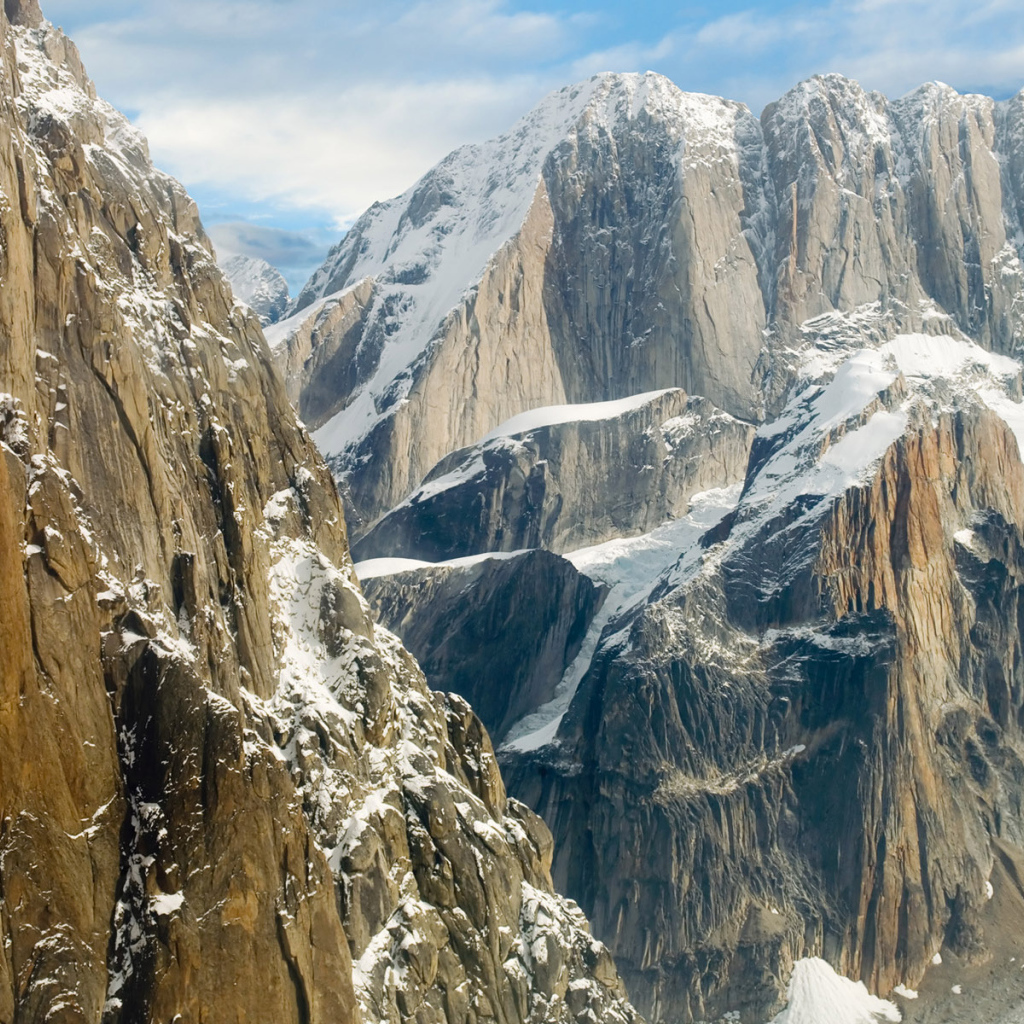 Верхушки гор