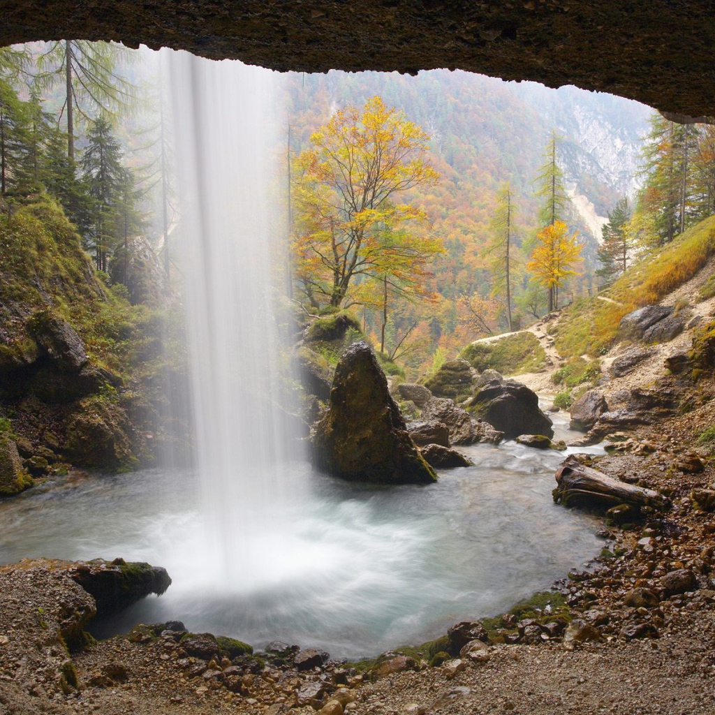 Вид из пещеры