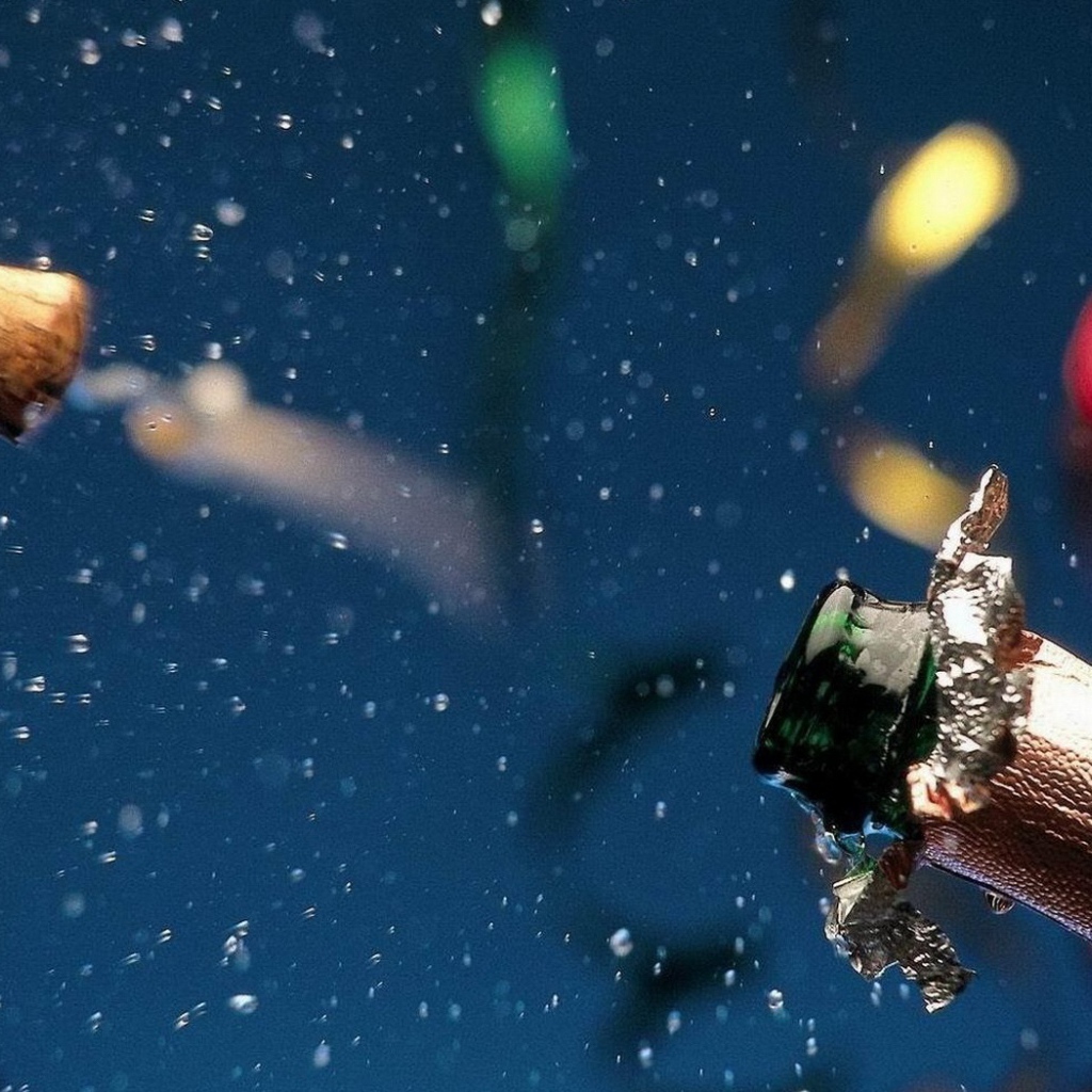 Шампанское в Новый Год