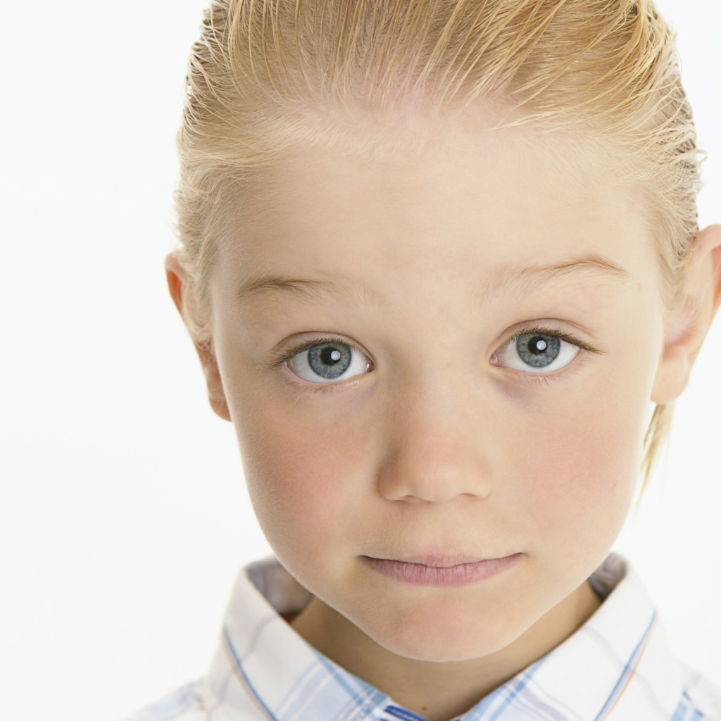 Красивая девочка