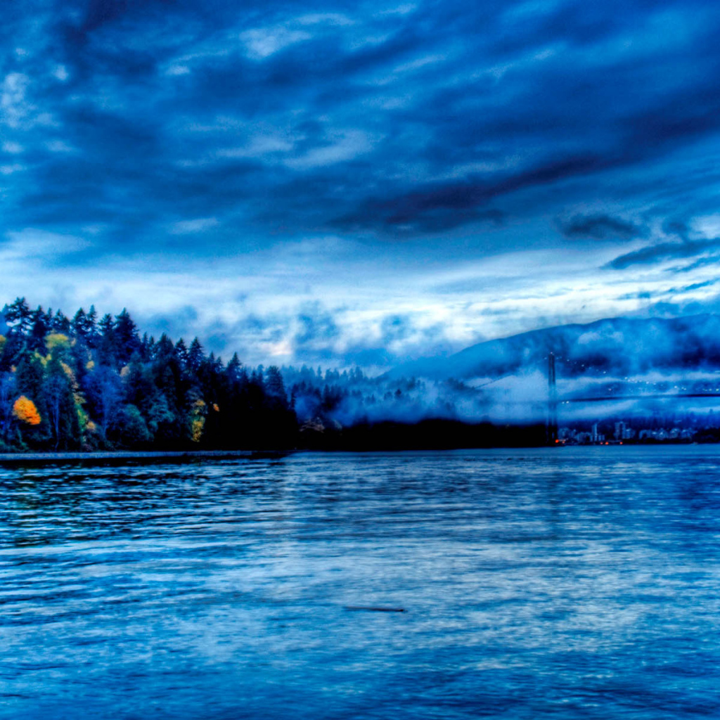 Голубая вода