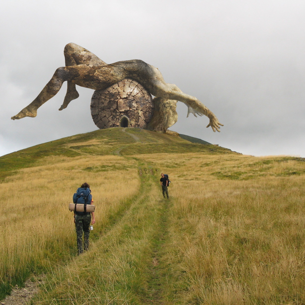 Памятник падшему богу