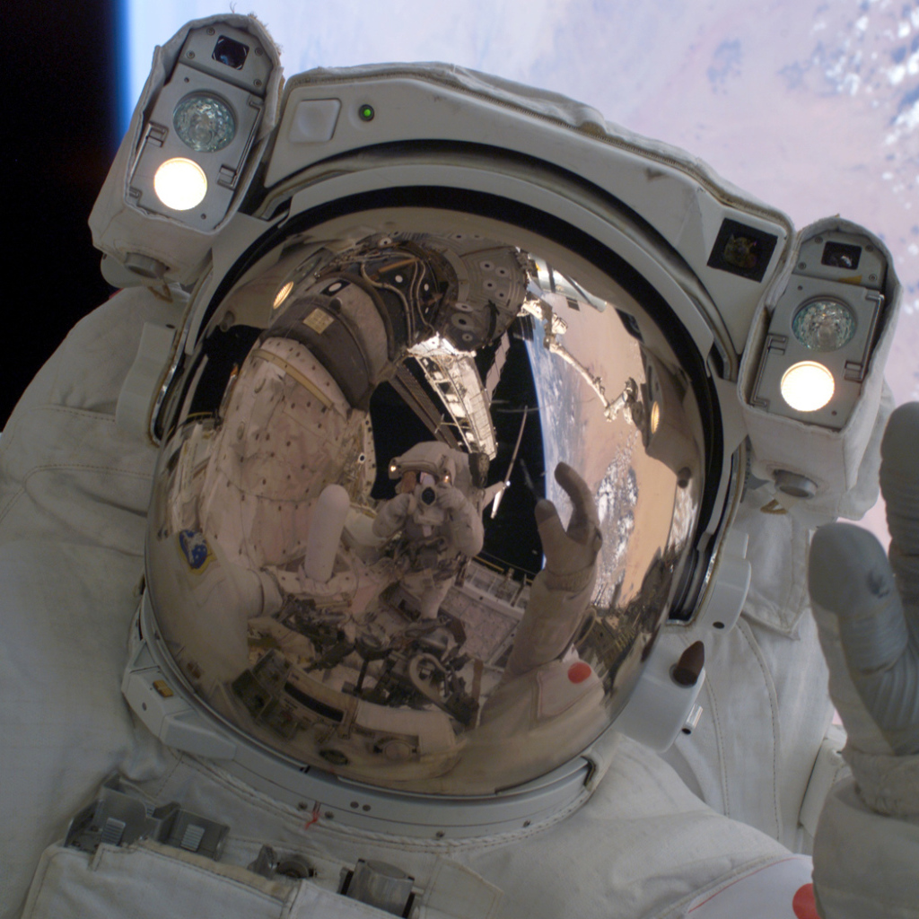 Привет из космоса