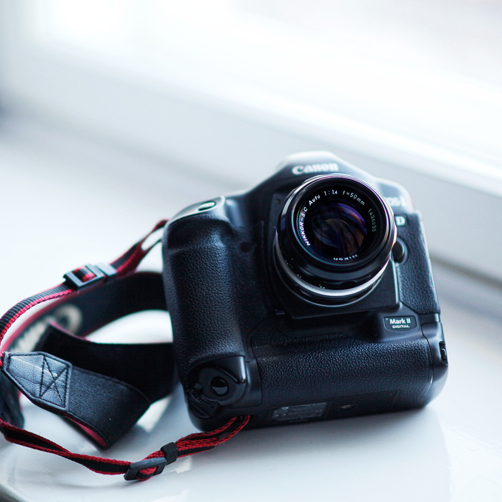 фотоаппарат Canon EOS 5D Mark II
