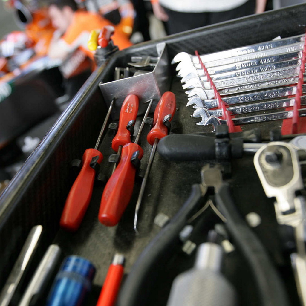 Инструменты