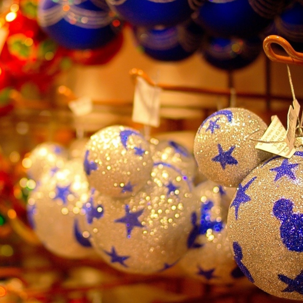 Шарики на елку