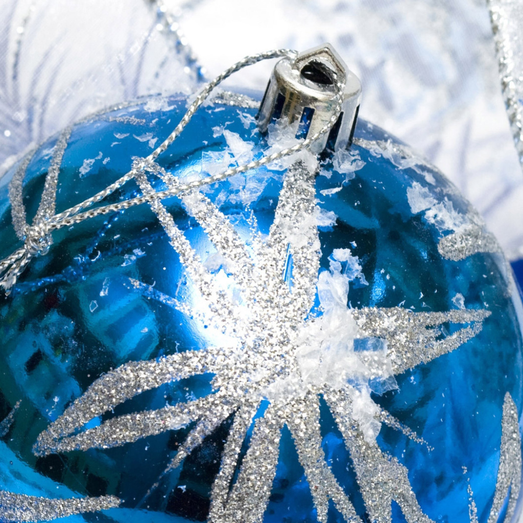 Стеклянный шар