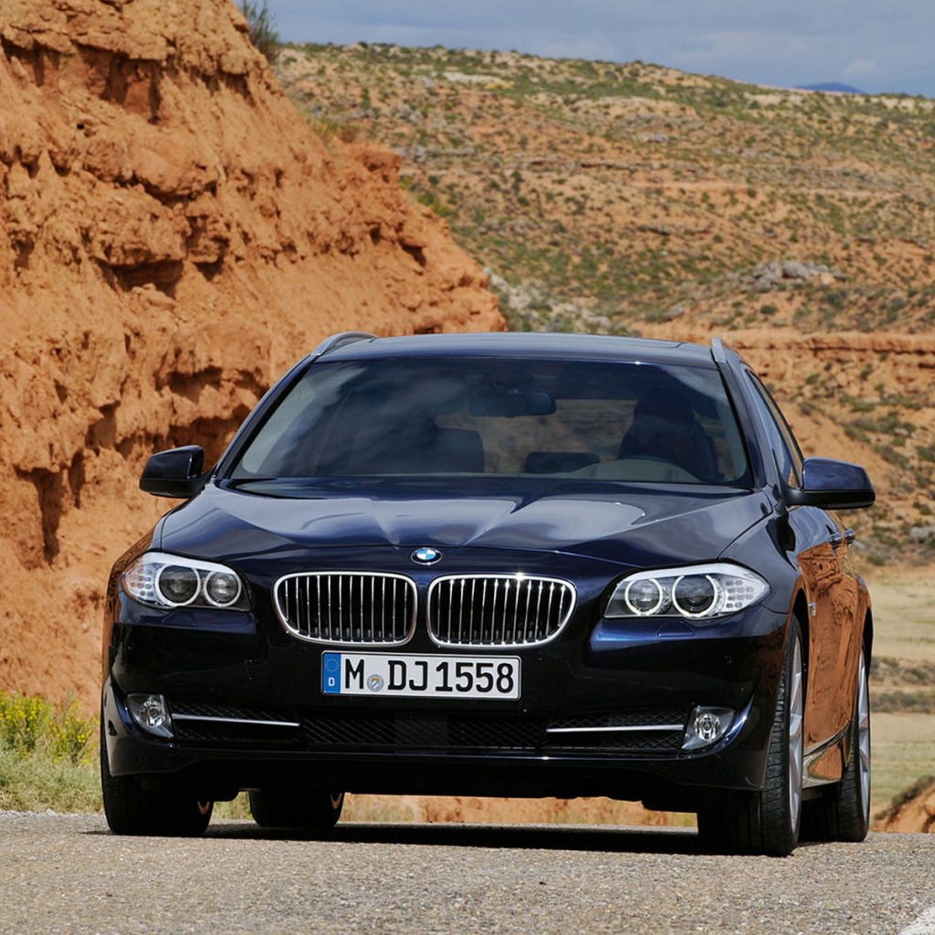 BMW-5-Series Touring