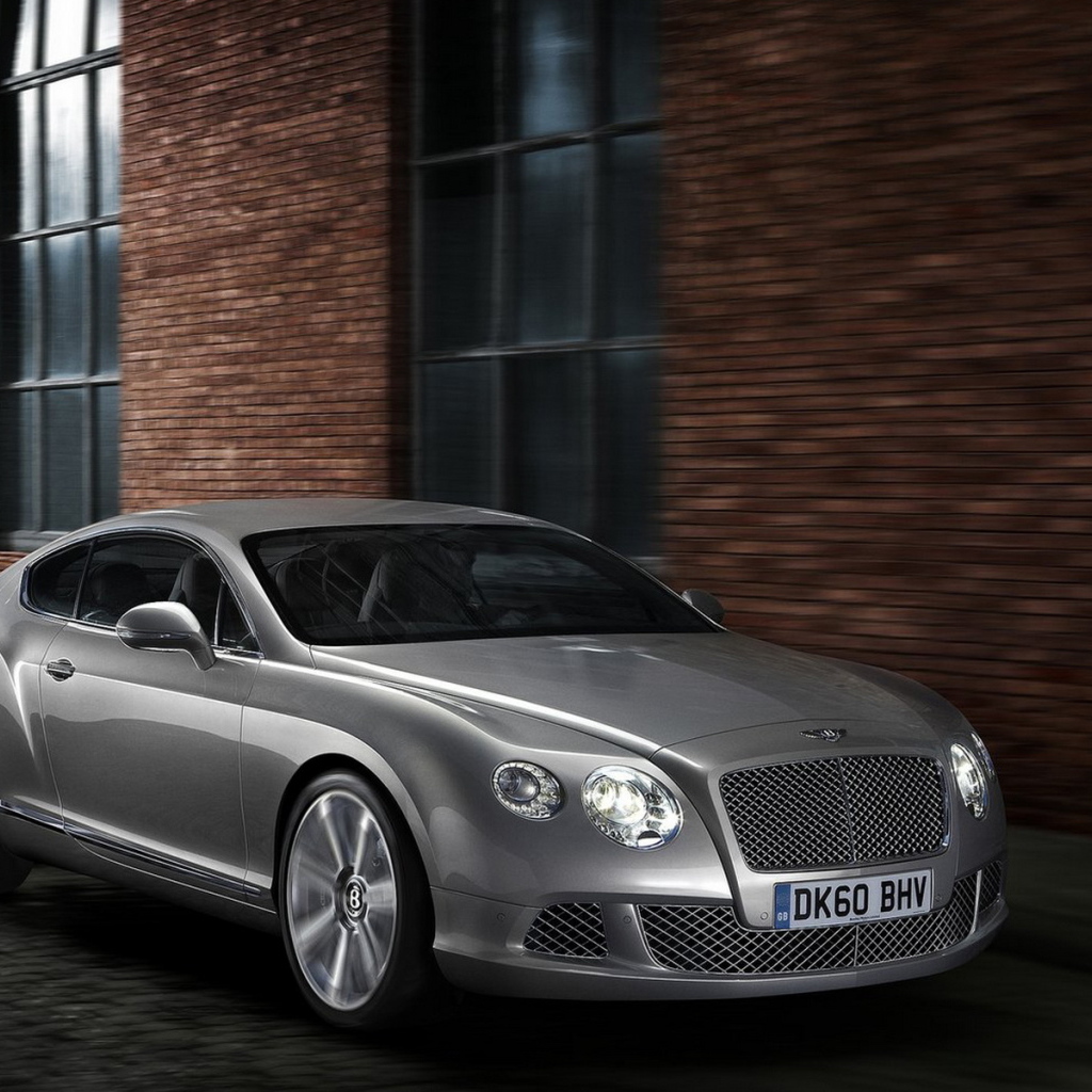 Роскошный Бентли Континентал GT