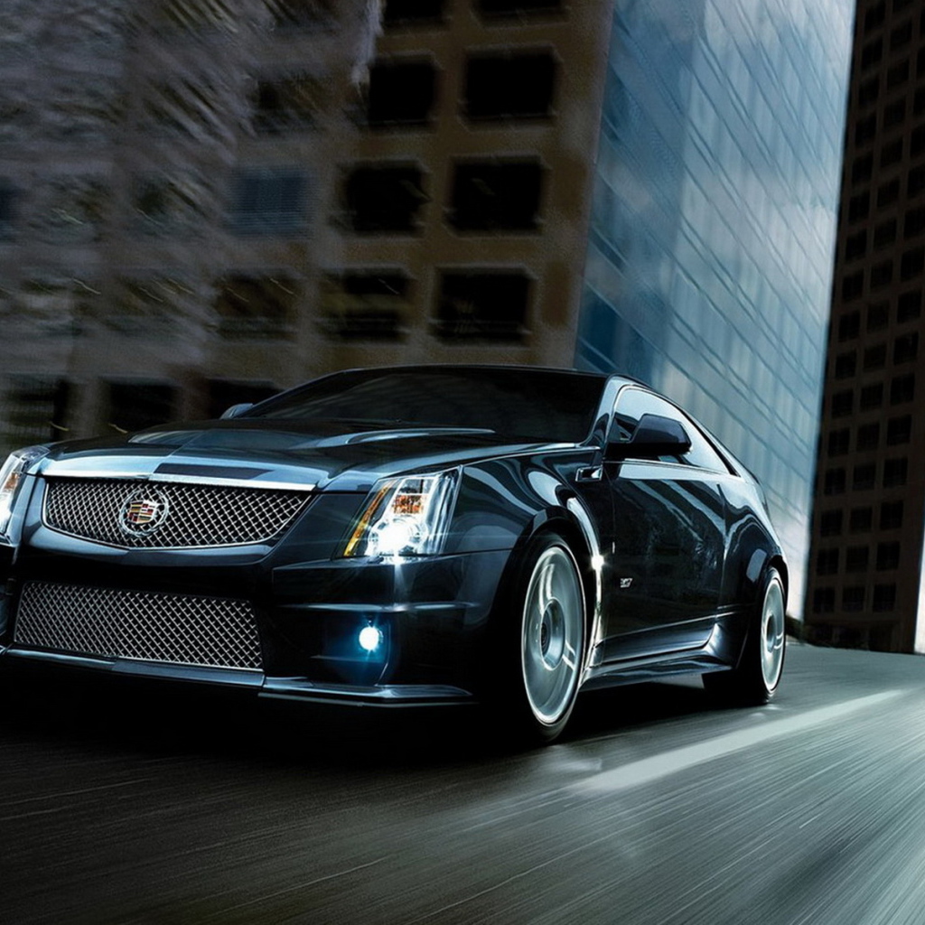 Cadillac CTS-V in movement