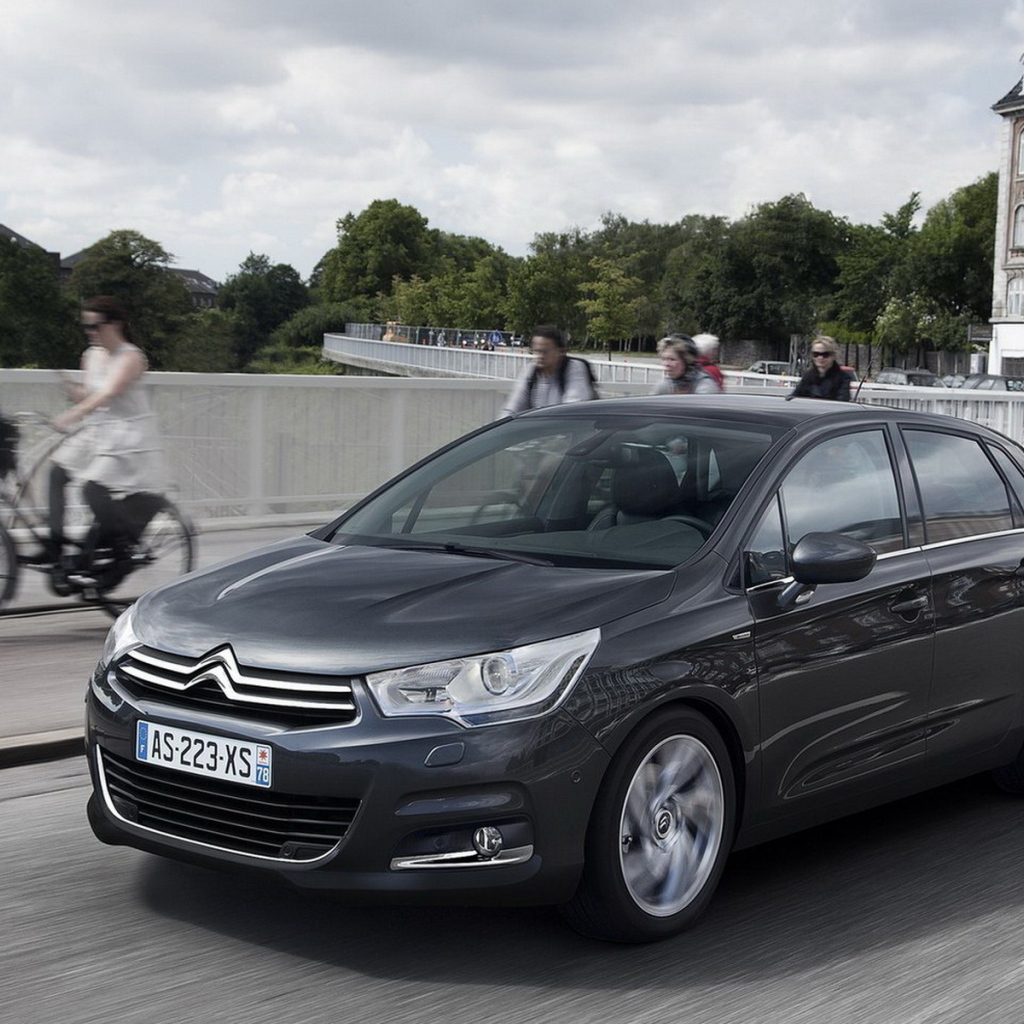 Ситроен С4 хэтчбек