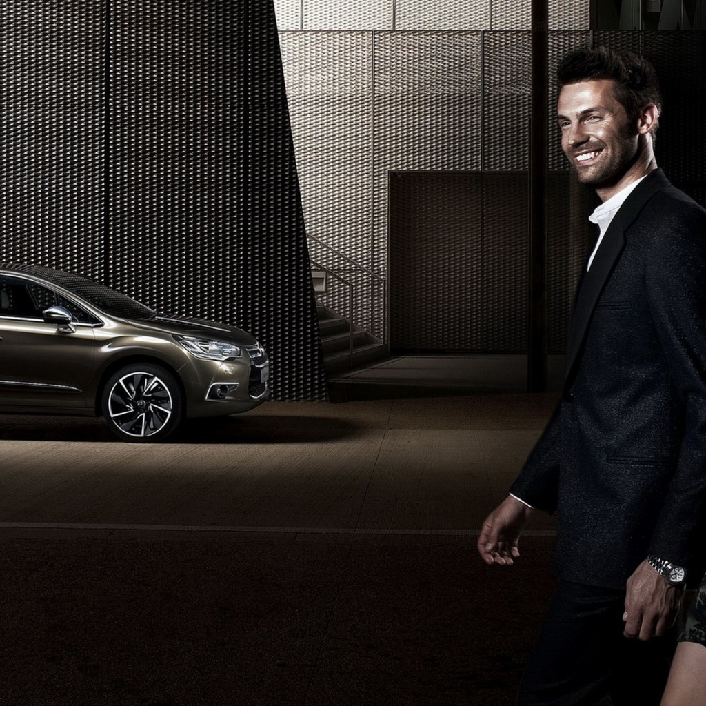 Ситроен DS4 2012