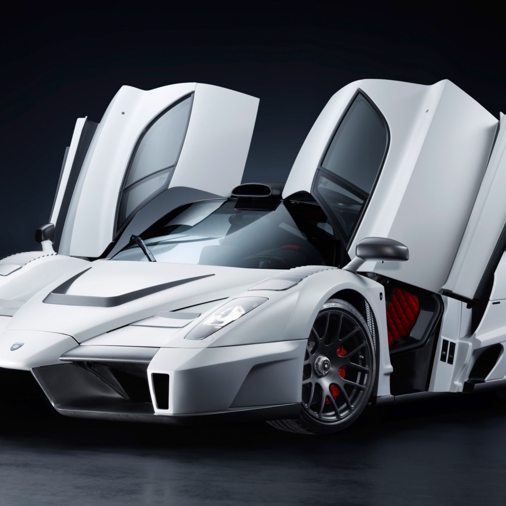 Белая Ferrari Enzo
