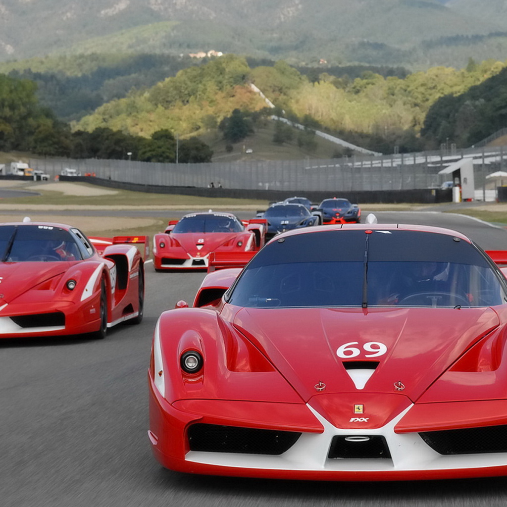 Гоночный Феррари FXX