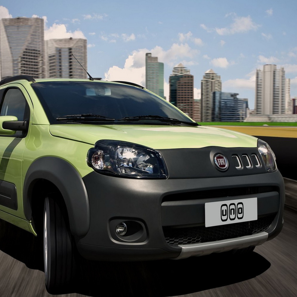 Фиат Уно в движении