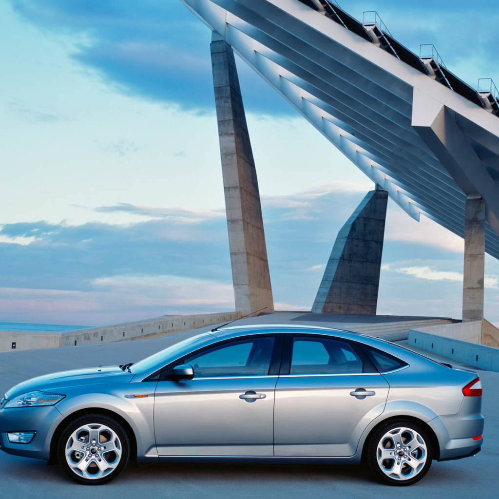 Ford Mondeo Hatchback