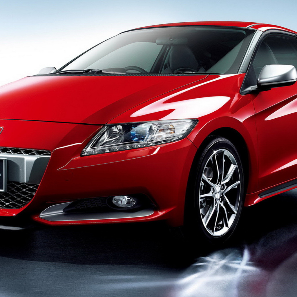 Honda CR-Z в красном
