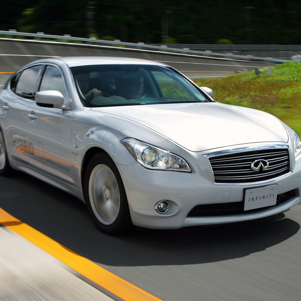 Infiniti-M35h