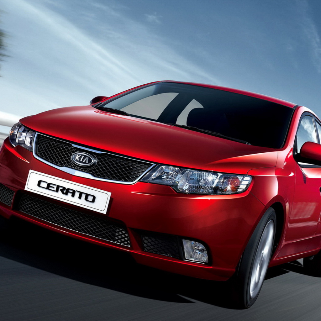 Киа Серато на трассе