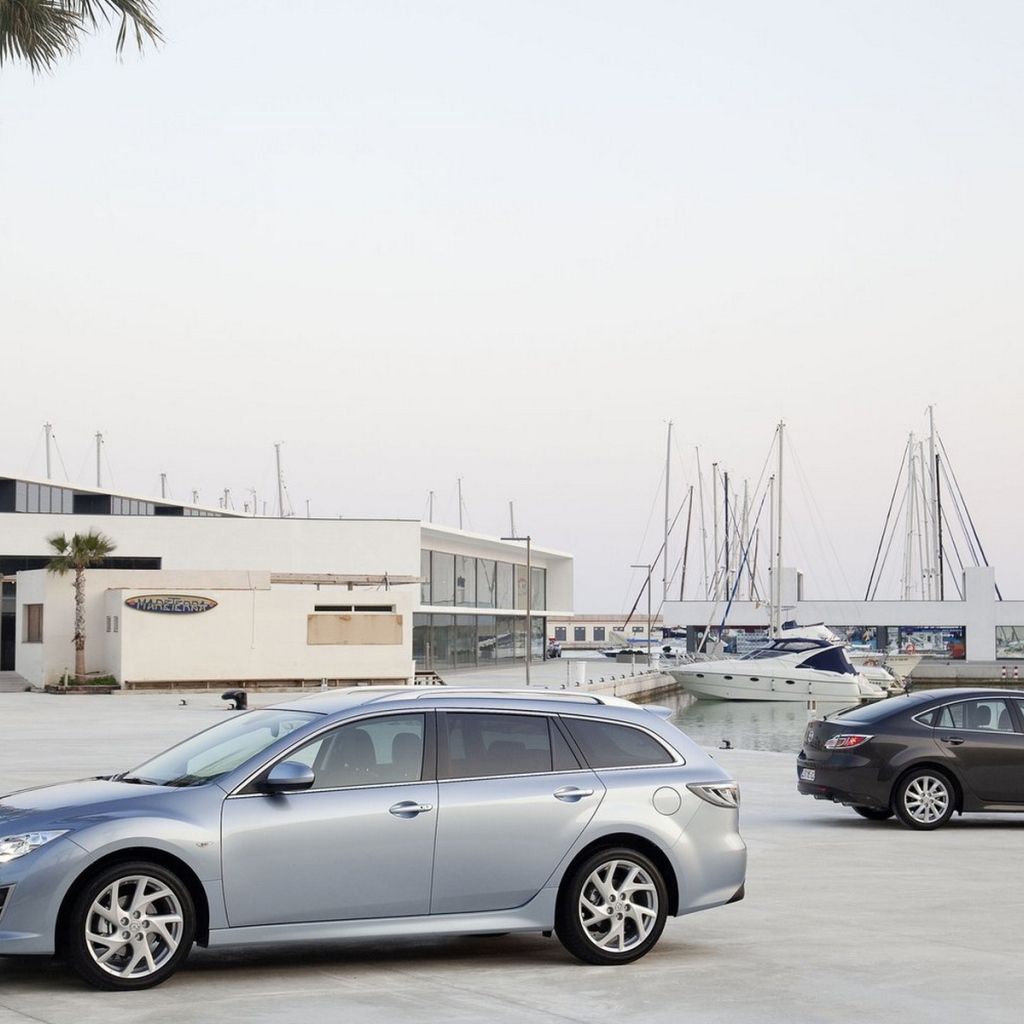 Стремительная Мазда 6 универсал