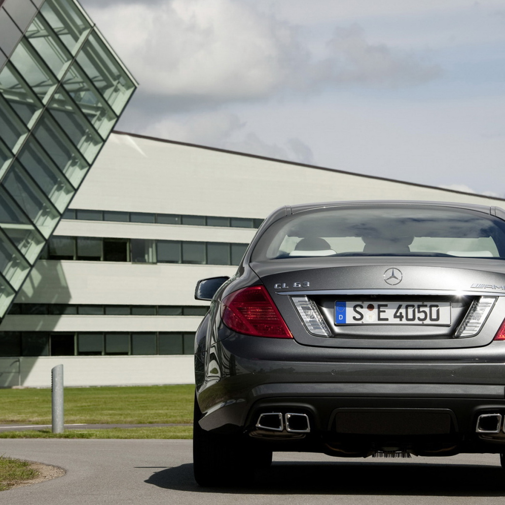 Мерседес Бенц CLS63 AMG