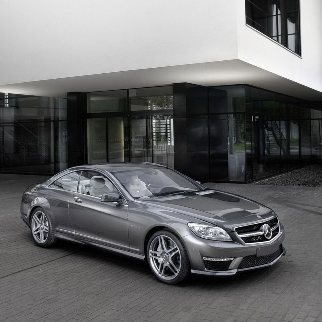 Инновационные технологии Мерседес Бенц CL63 AMG