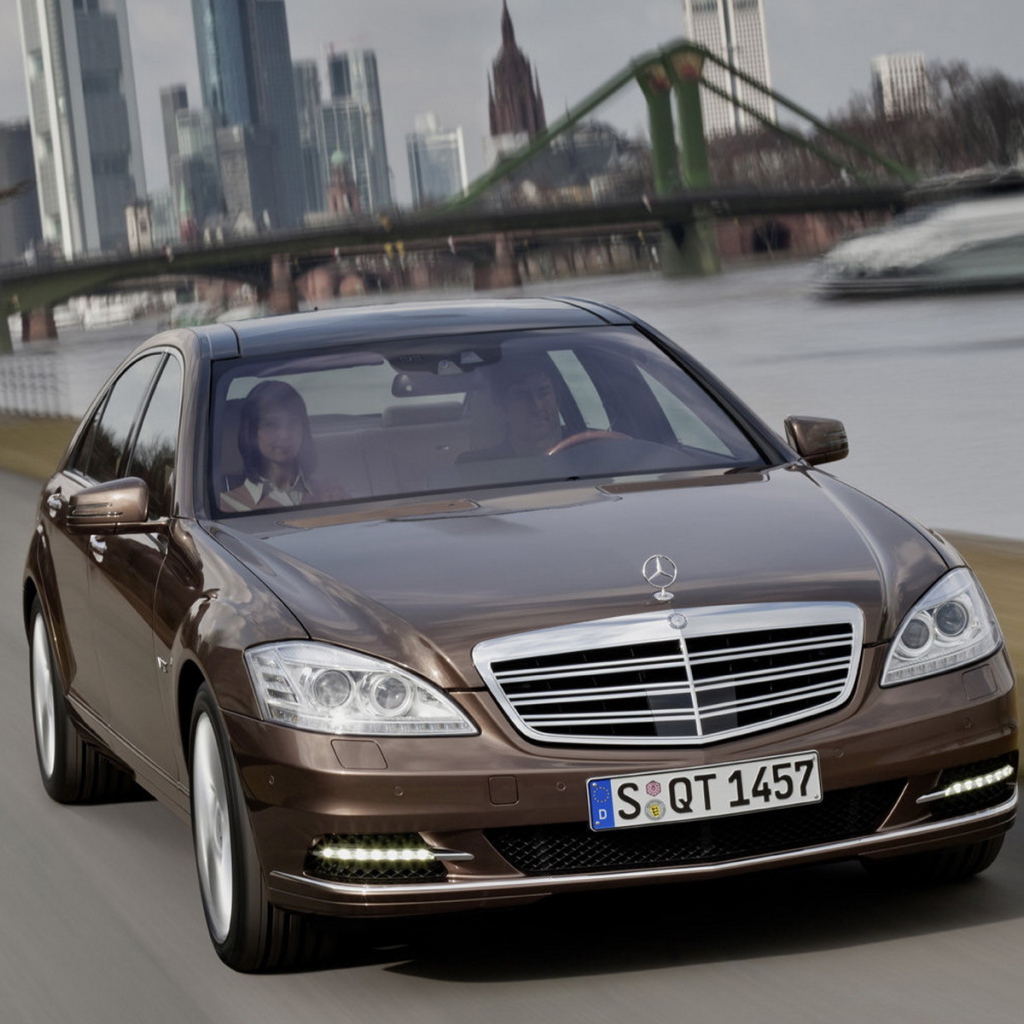 Новый Мерседес Бенц S класса