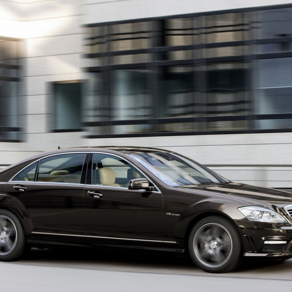 Мерседес Бенц S63 AMG 2011