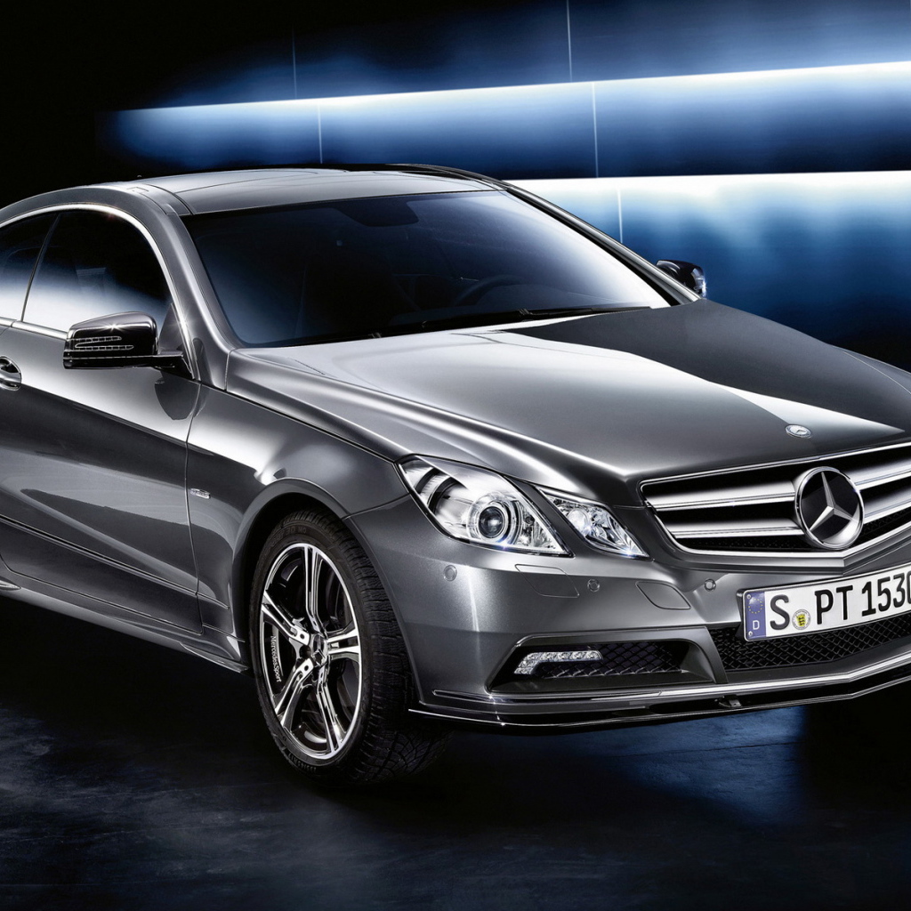 Mercedes-Benz E350 CGI Coupe Sport
