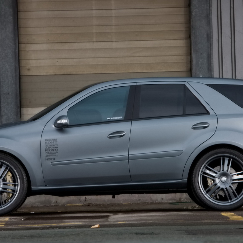 Мередес Бенц МЛ 500 Ураниум