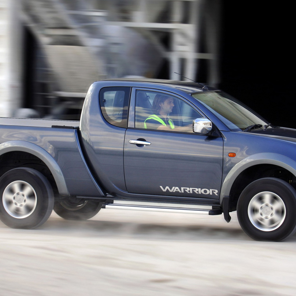 Митцубиси L200