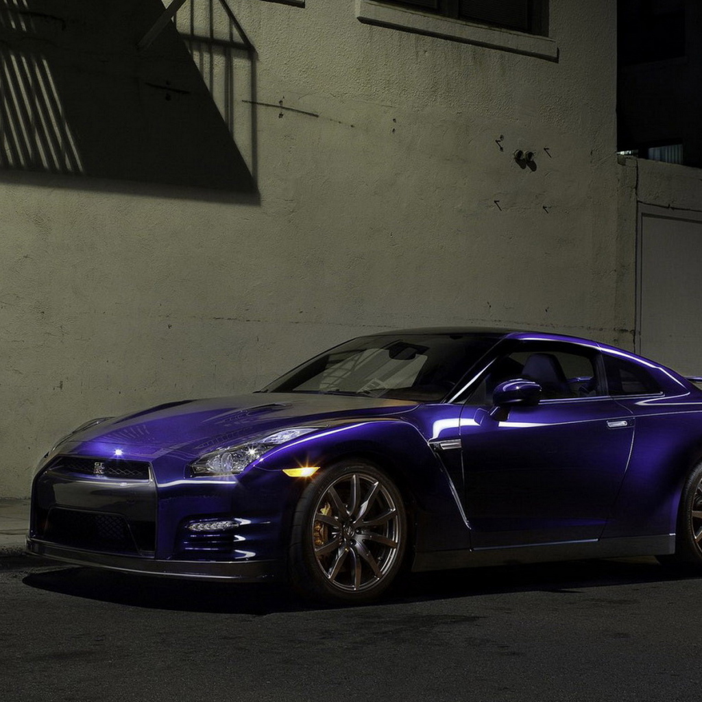 2011 Ниссан GT-R