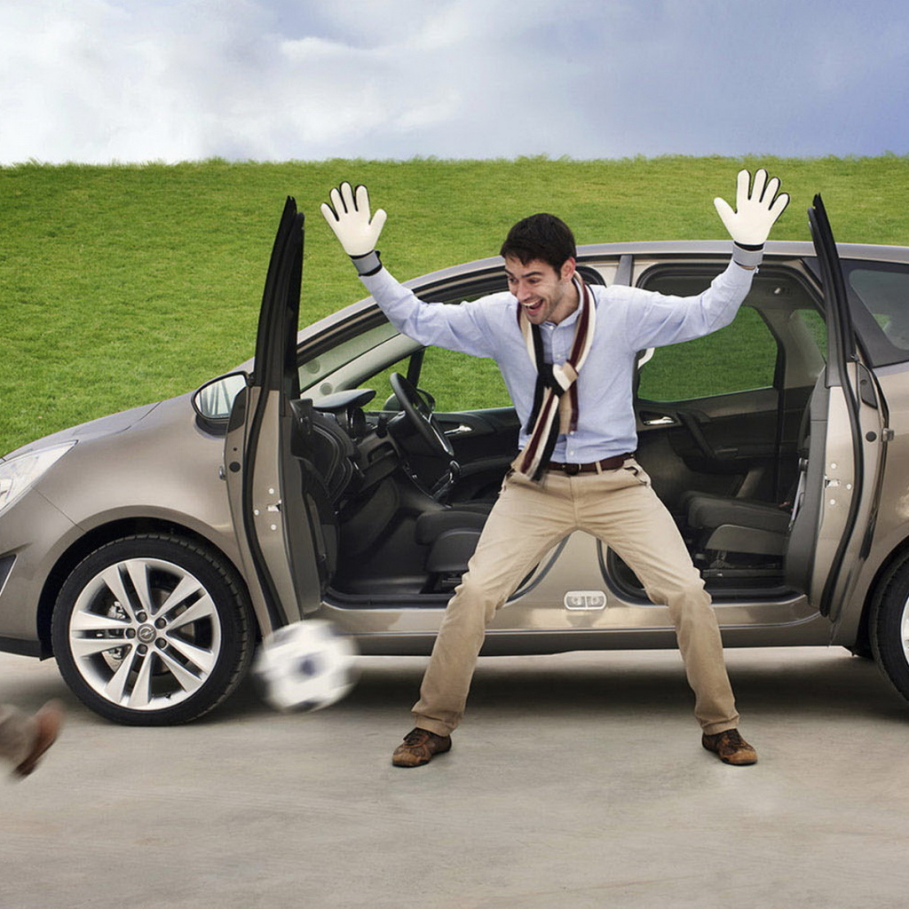 Opel Meriva в духе футбола