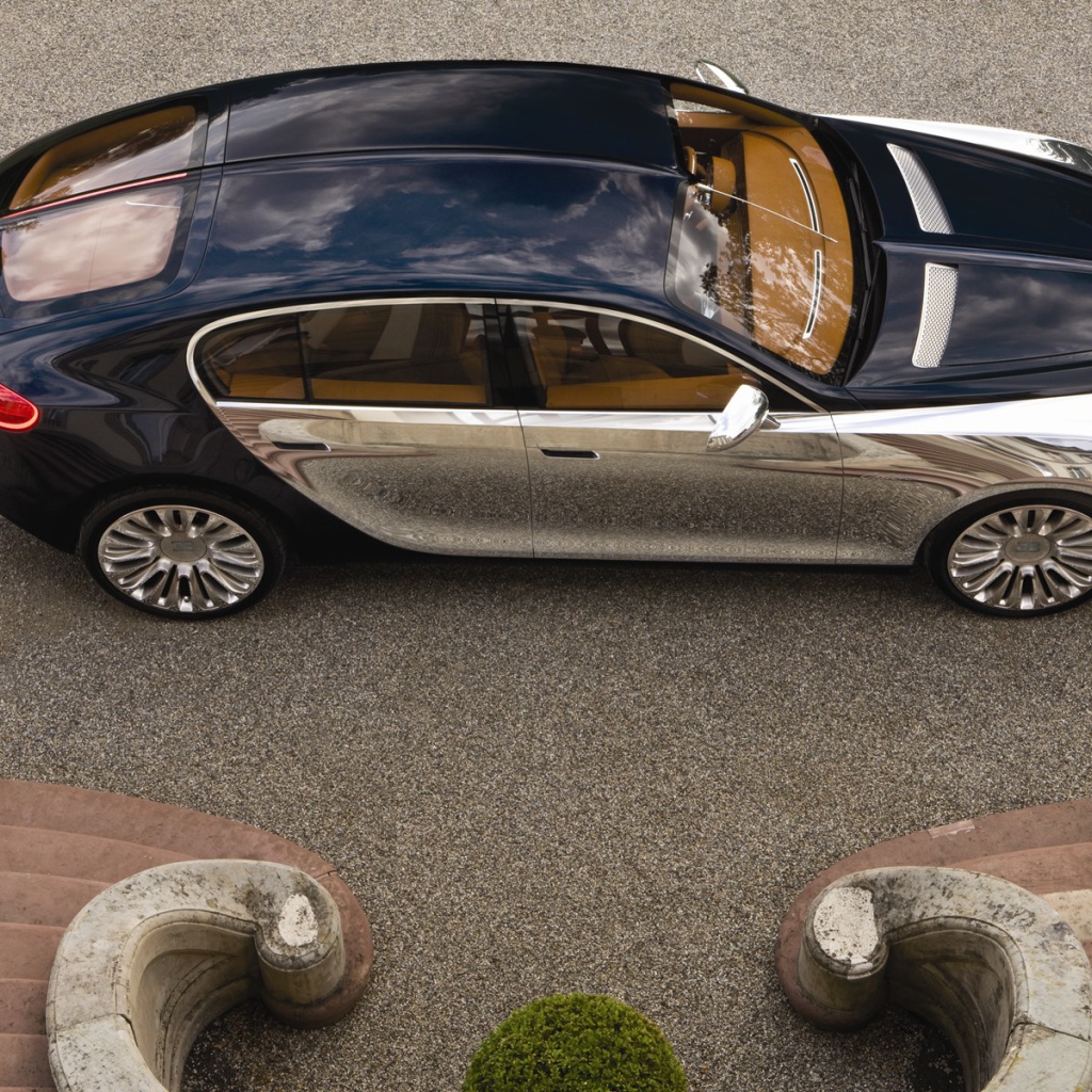 Автомобиль у вашего дома