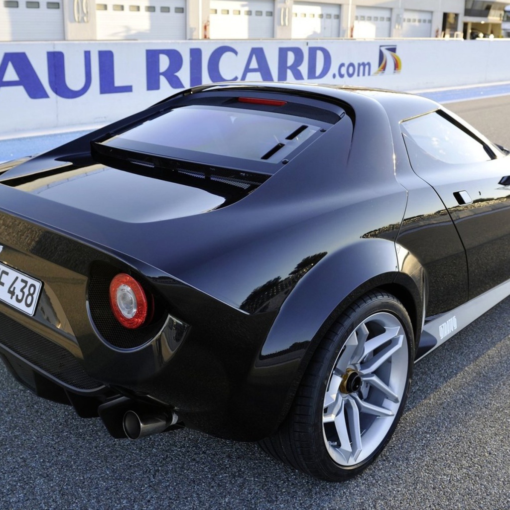 Черная Lancia Stratos Concept