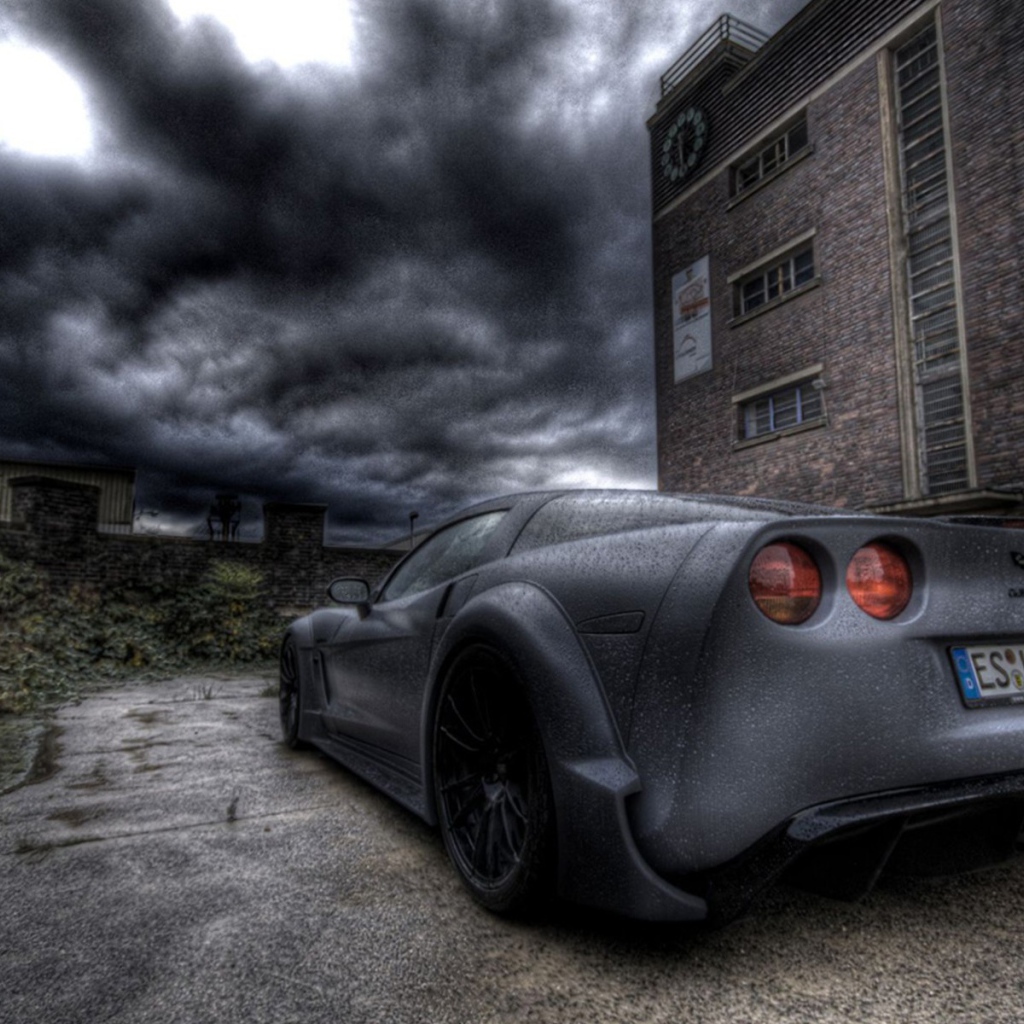 Спортивный автомобиль