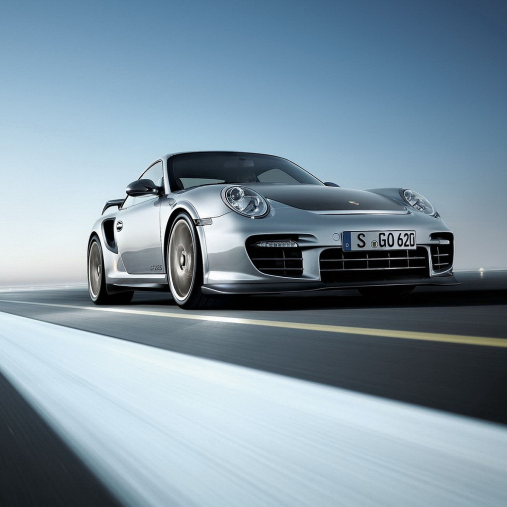 Обновленный спорткар Porsche 911