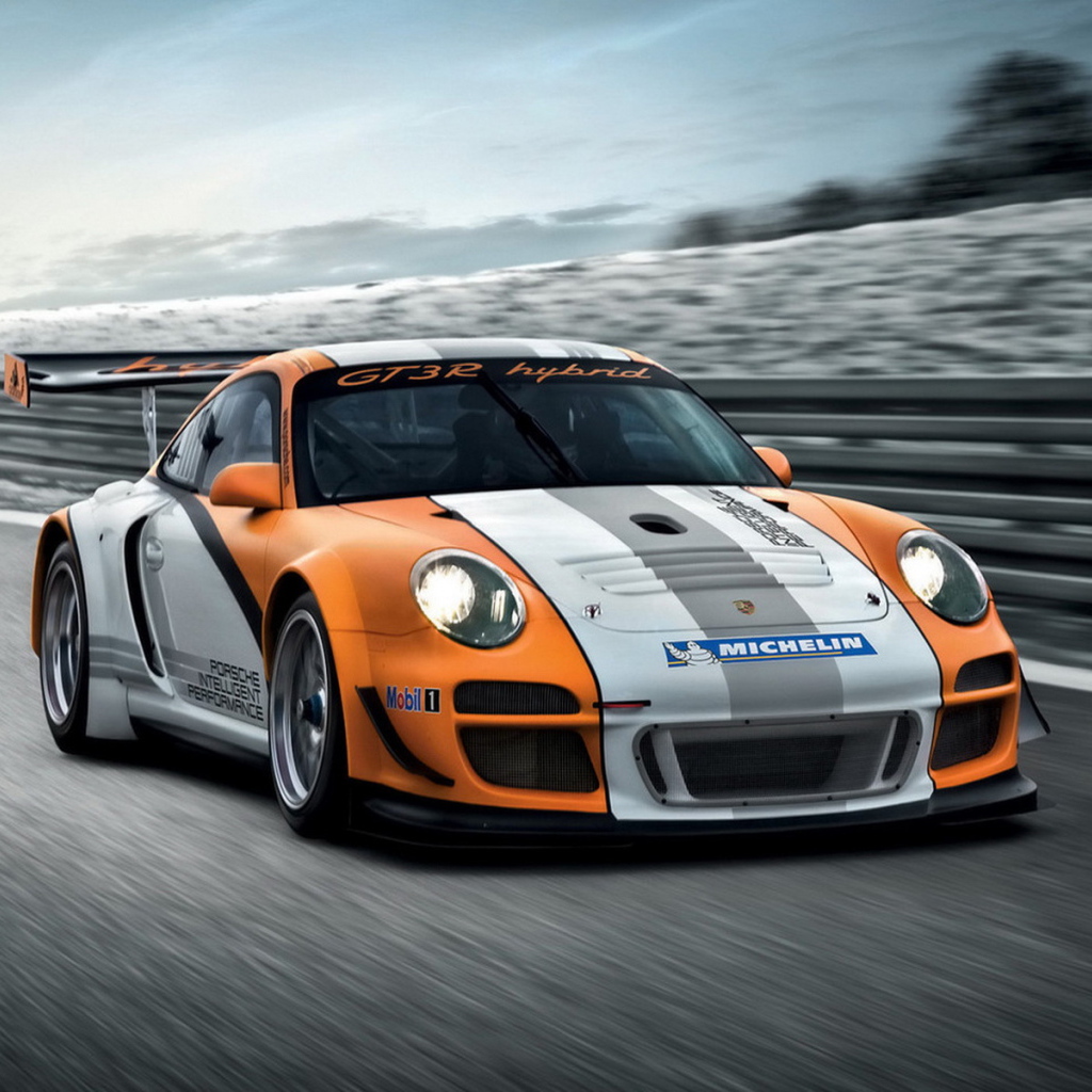 Porsche 911 GT3 R Hybrid