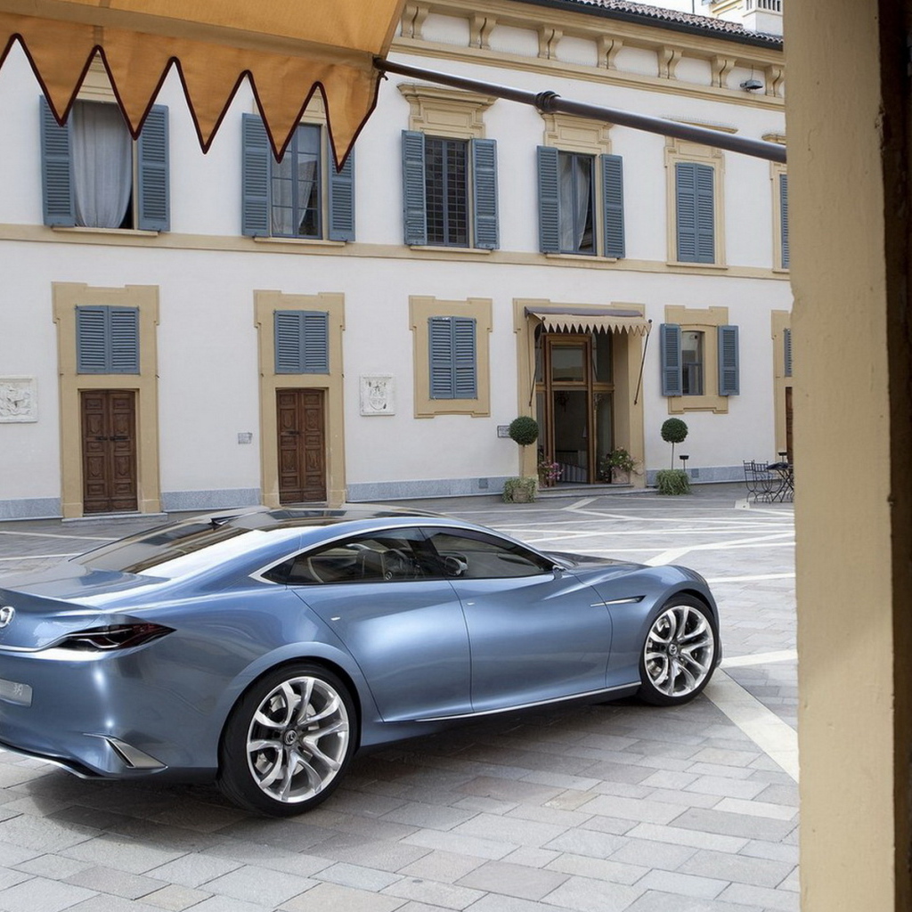 Спортивный Мазда Шинари Концепт