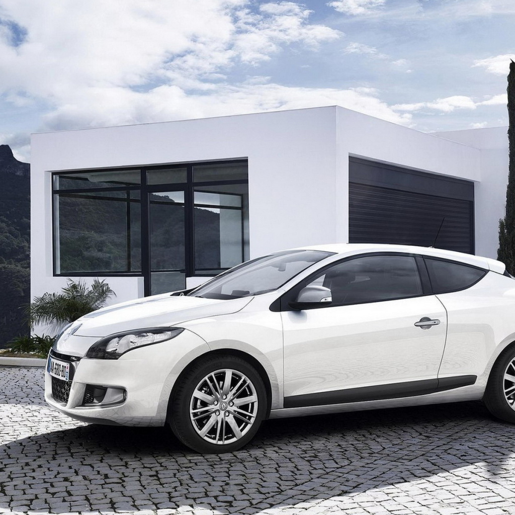 Новый Рено Меган Купе