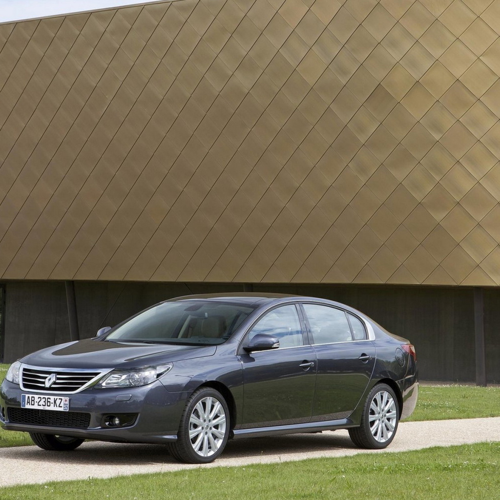 New Renault-Latitude