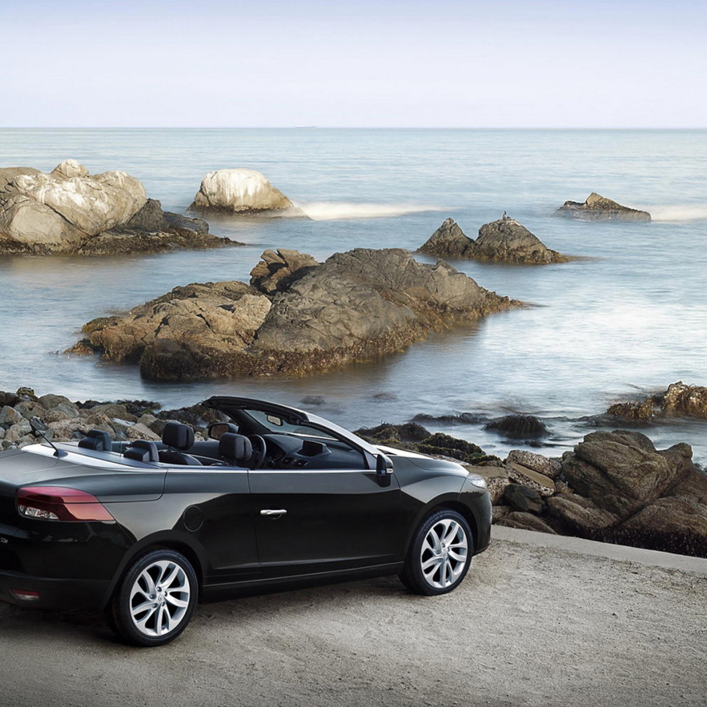 Renault Megane Coupe Cabriolet на побережье