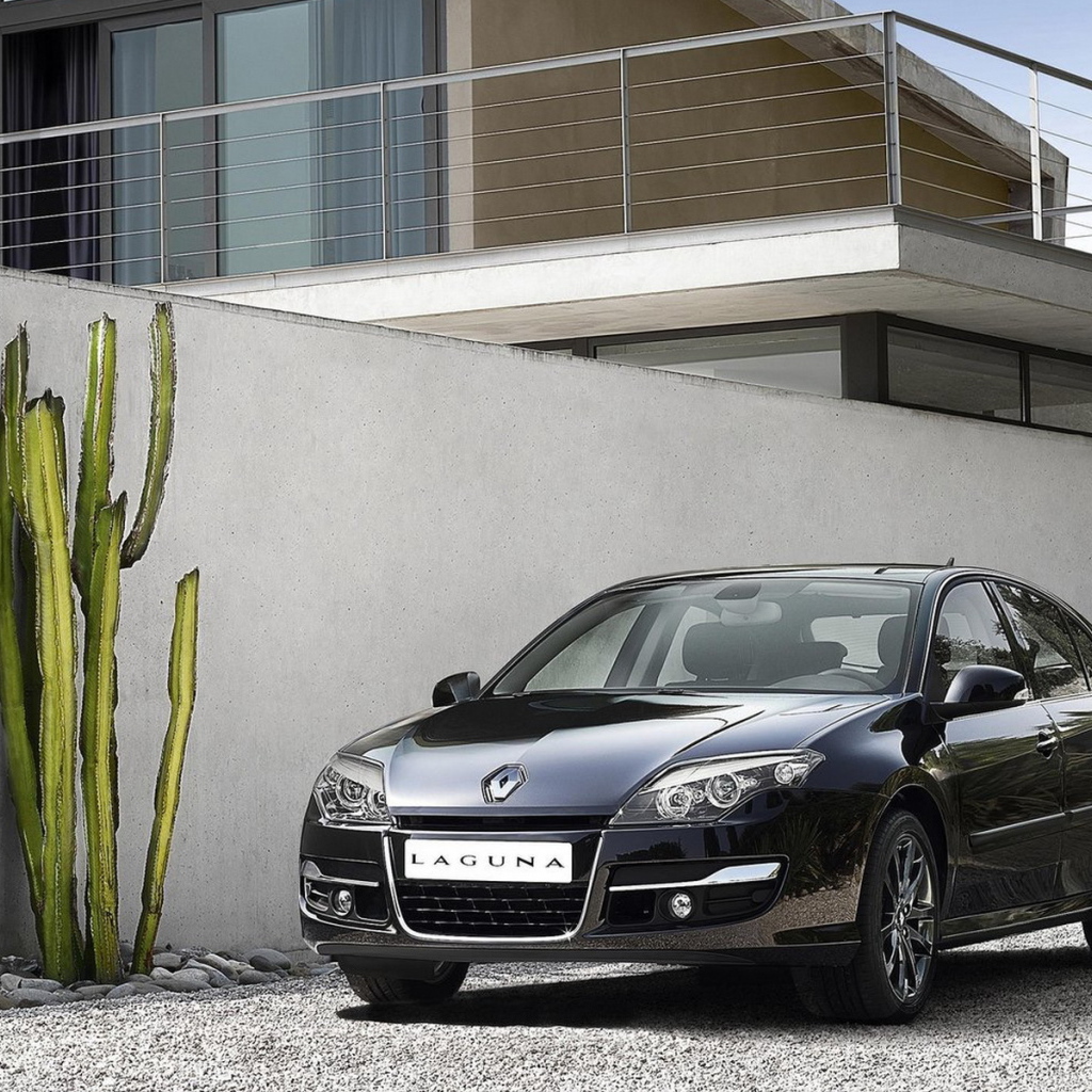 Рено Лагуна 2011