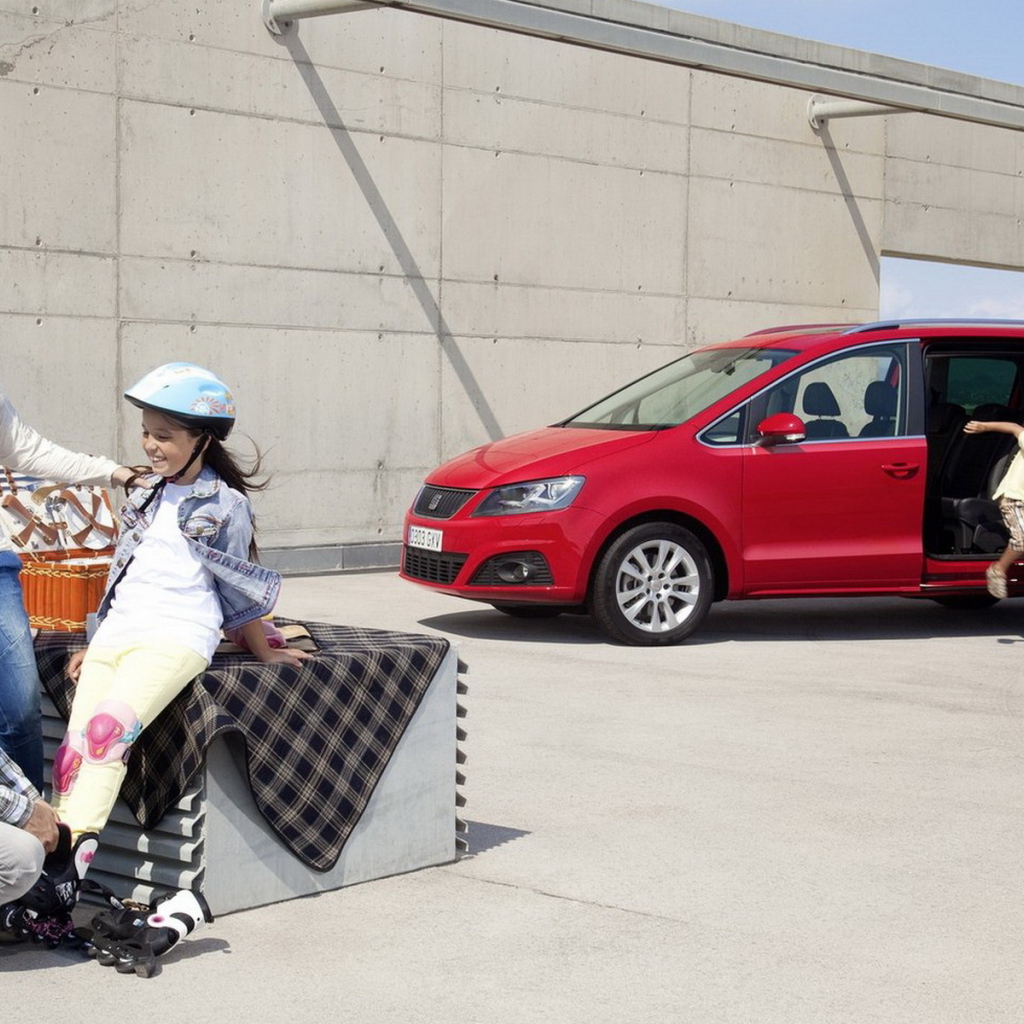 Семейный Сиат Альхамбра