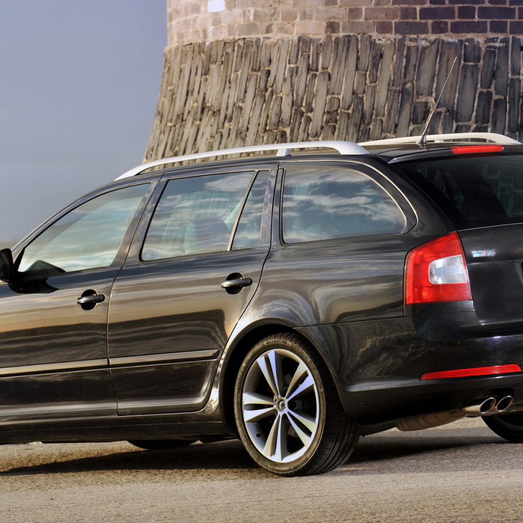 Шкода Октавия