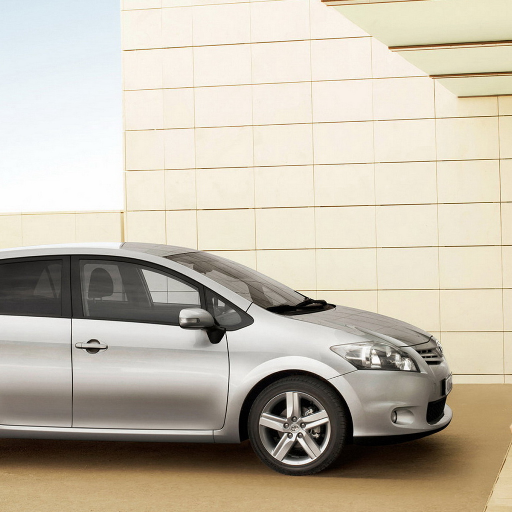 Тойота Аурис - друг семьи