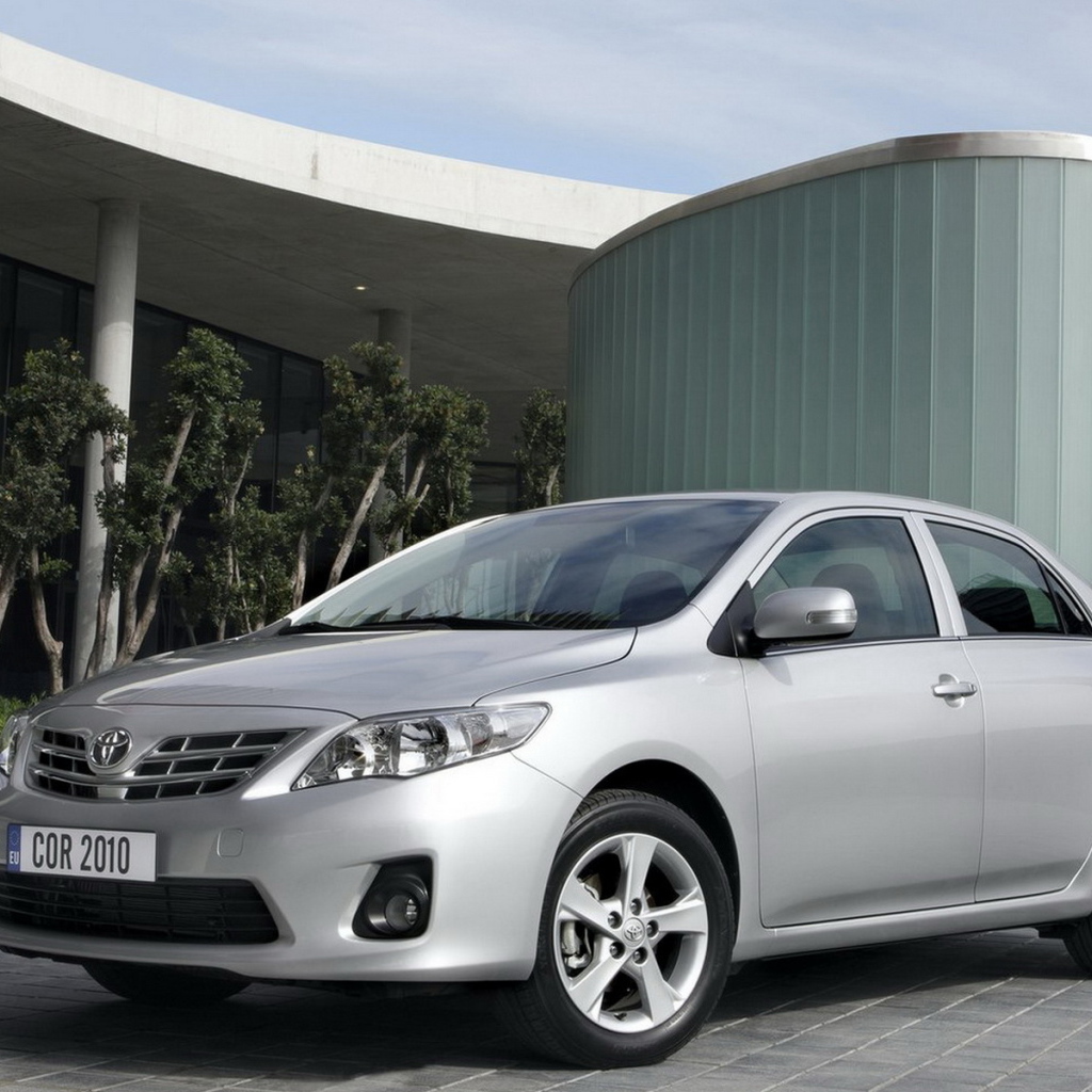 Тойота Королла