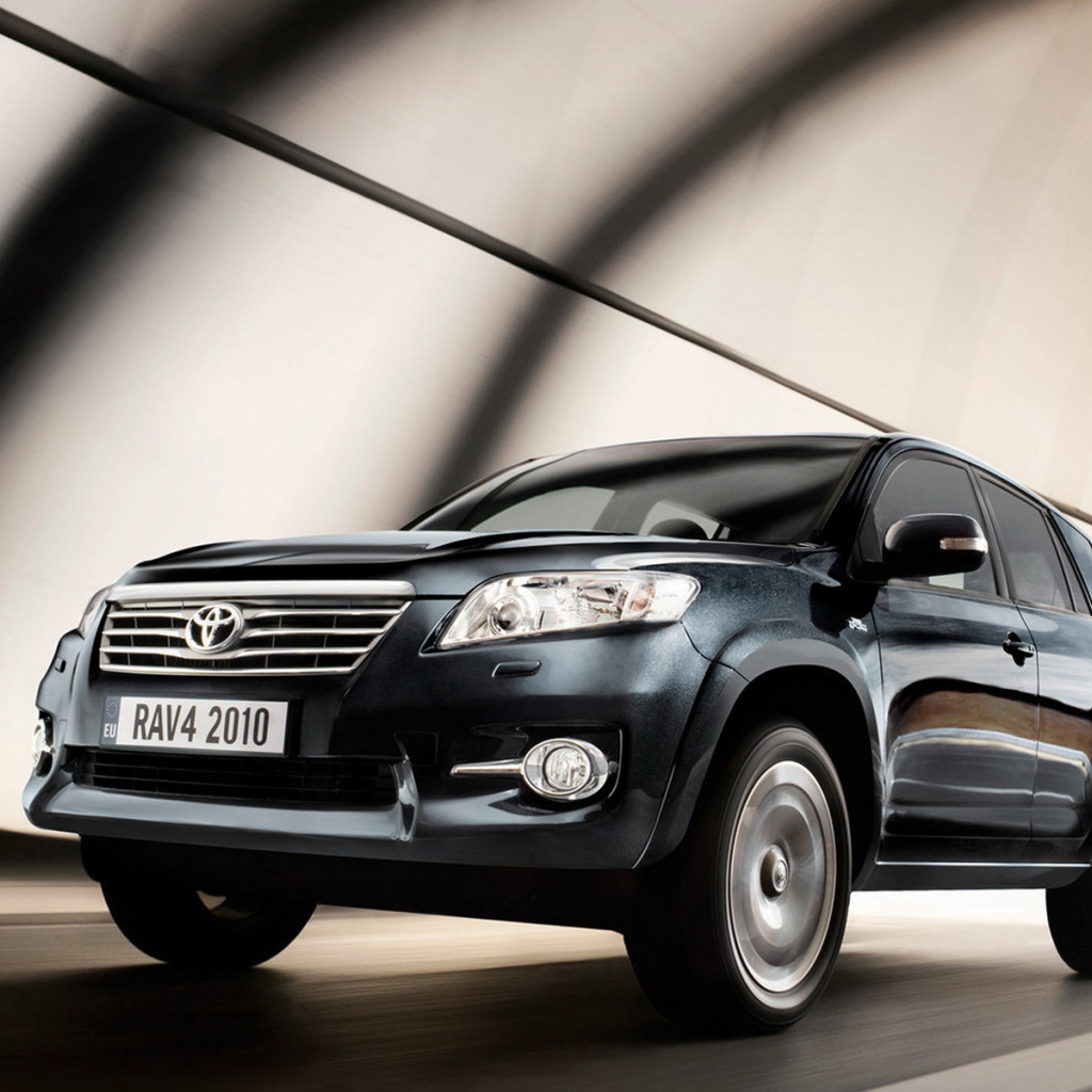 Toyota RAV4 управляй мечтой